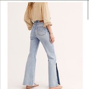 Levi’s Ribcage Split Flare, size 25